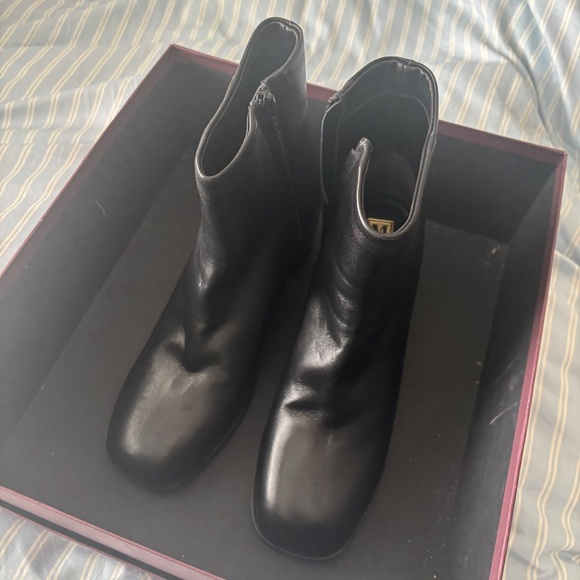 Bruno Magli Etna Bootie - Picture 2 of 6